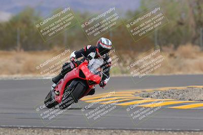 media/Sep-10-2022-SoCal Trackdays (Sat) [[a5bf35bb4a]]/Turn 6 (1140am)/